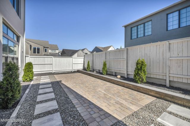 5445 Side Saddle Trail, Reno, NV 89511