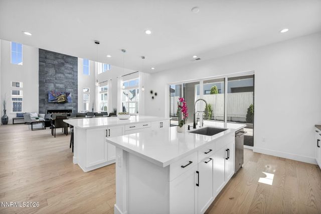 5445 Side Saddle Trail, Reno, NV 89511
