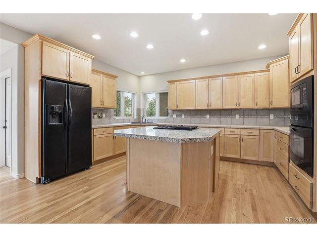 4163 Cheyenne Dr, Larkspur, CO 80118