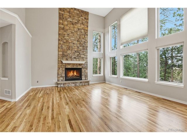 4163 Cheyenne Dr, Larkspur, CO 80118