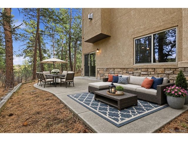 4163 Cheyenne Dr, Larkspur, CO 80118