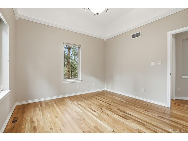 4163 Cheyenne Dr, Larkspur, CO 80118