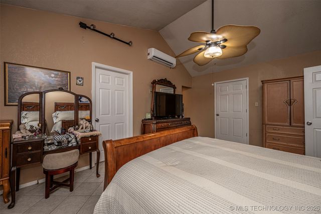 5472 S Highway 377, Kingston, OK 73439