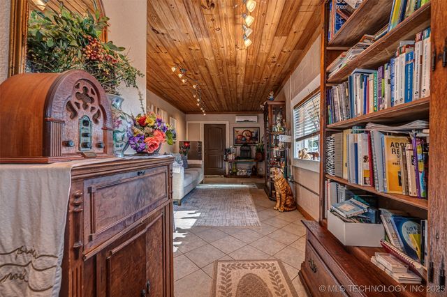 5472 S Highway 377, Kingston, OK 73439