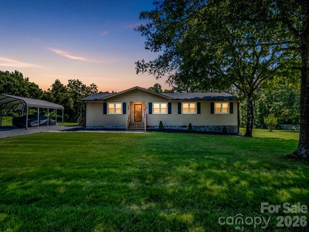 252 Old Sunshine Road, Bostic, NC 28018