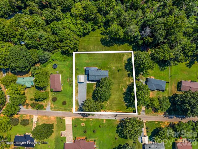 252 Old Sunshine Road, Bostic, NC 28018