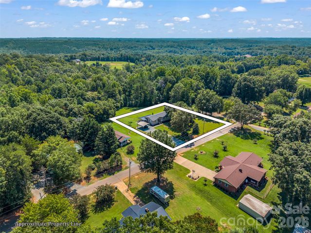 252 Old Sunshine Road, Bostic, NC 28018
