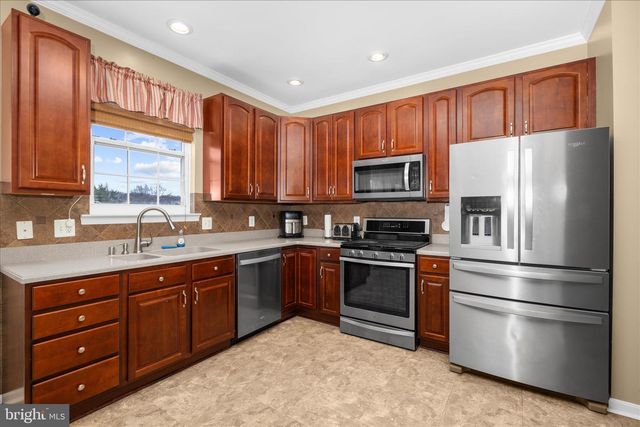 522 GROVETHORN RD, Middle River, MD 21220