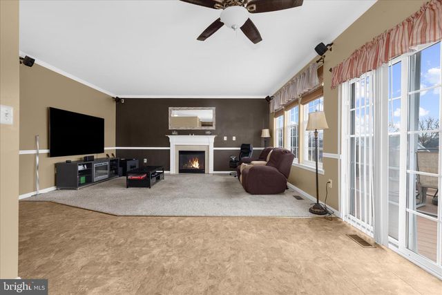 522 GROVETHORN RD, Middle River, MD 21220