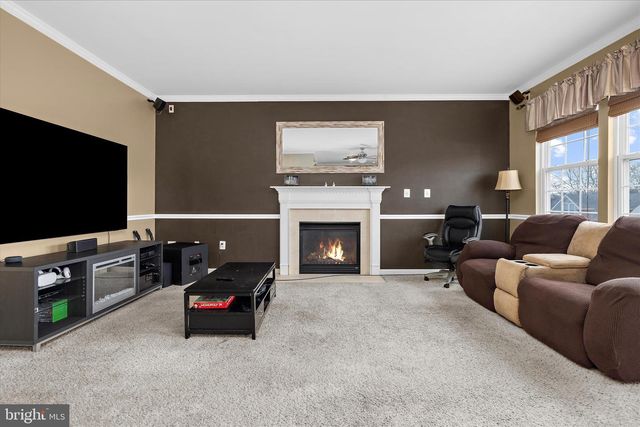 522 GROVETHORN RD, Middle River, MD 21220