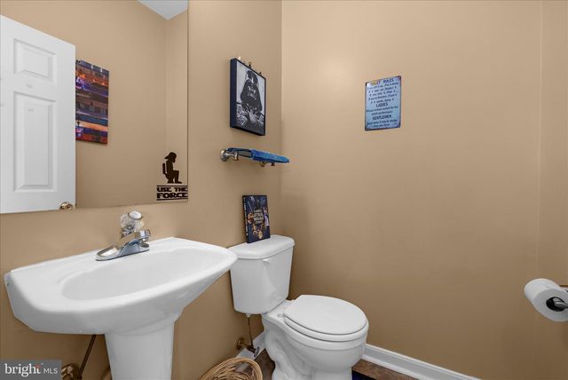 522 GROVETHORN RD, Middle River, MD 21220