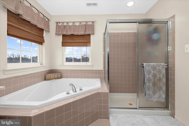 522 GROVETHORN RD, Middle River, MD 21220