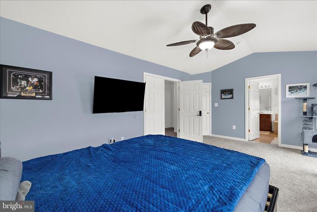 522 GROVETHORN RD, Middle River, MD 21220