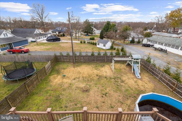 522 GROVETHORN RD, Middle River, MD 21220