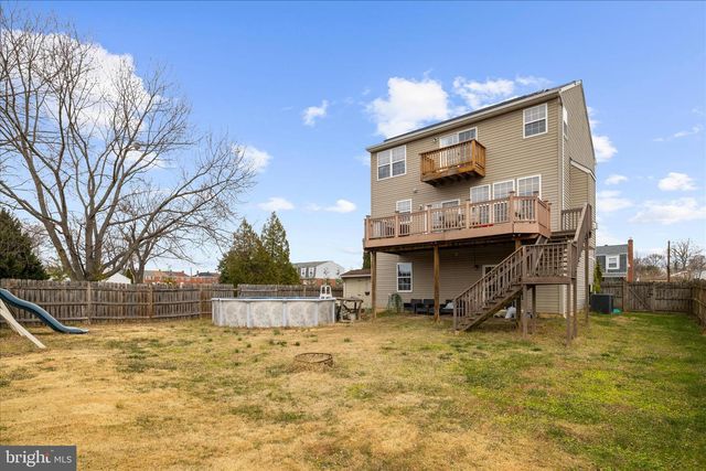 522 GROVETHORN RD, Middle River, MD 21220