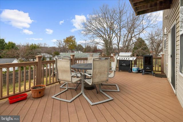 522 GROVETHORN RD, Middle River, MD 21220