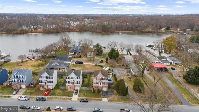 522 GROVETHORN RD, Middle River, MD 21220