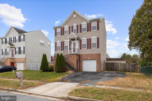 522 GROVETHORN RD, Middle River, MD 21220