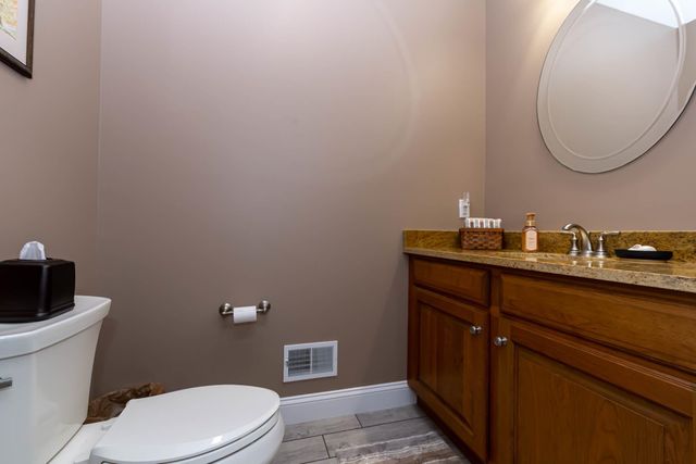 9 Windy Hollow Circle, Merrimack, NH 03054