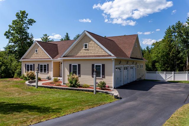 9 Windy Hollow Circle, Merrimack, NH 03054