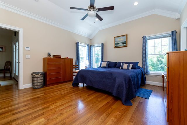 9 Windy Hollow Circle, Merrimack, NH 03054