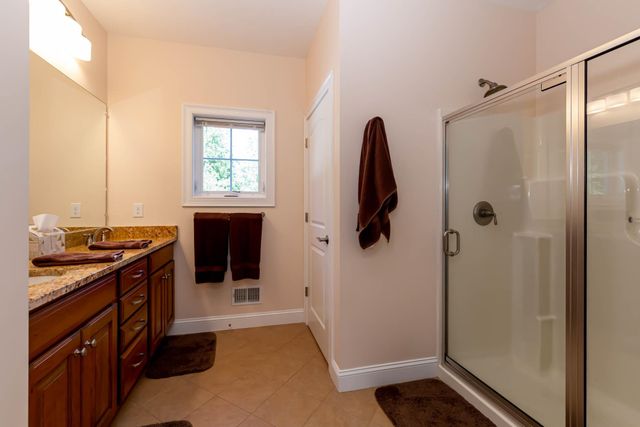 9 Windy Hollow Circle, Merrimack, NH 03054