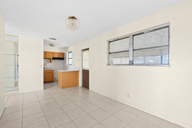 110 SW 12th Avenue, South Bay, FL 33493