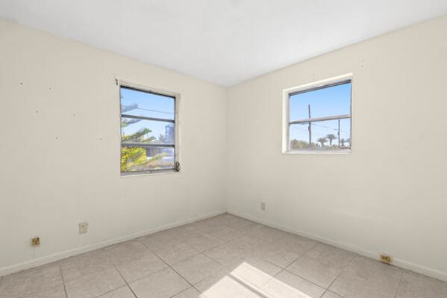 110 SW 12th Avenue, South Bay, FL 33493