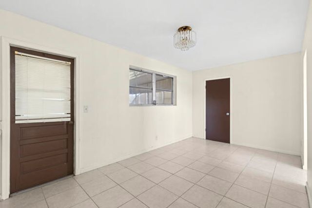 110 SW 12th Avenue, South Bay, FL 33493