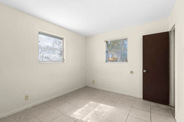 110 SW 12th Avenue, South Bay, FL 33493