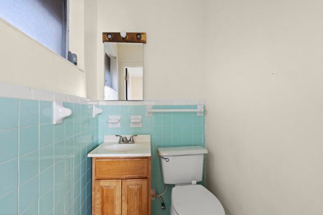 110 SW 12th Avenue, South Bay, FL 33493