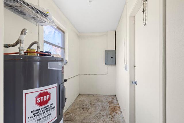 110 SW 12th Avenue, South Bay, FL 33493