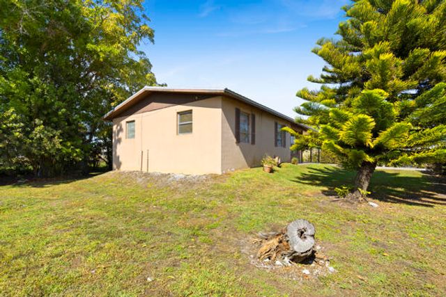 110 SW 12th Avenue, South Bay, FL 33493