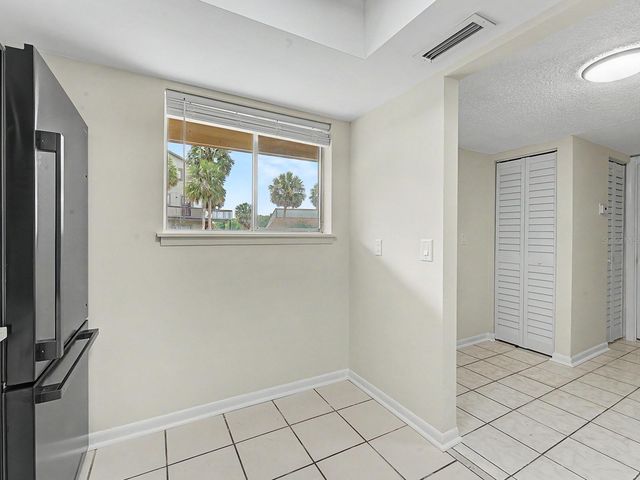 6314 NEWTOWN CIRCLE 14A2, Tampa, FL 33615
