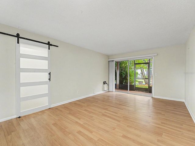 6314 NEWTOWN CIRCLE 14A2, Tampa, FL 33615