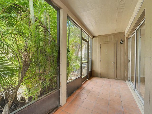 6314 NEWTOWN CIRCLE 14A2, Tampa, FL 33615