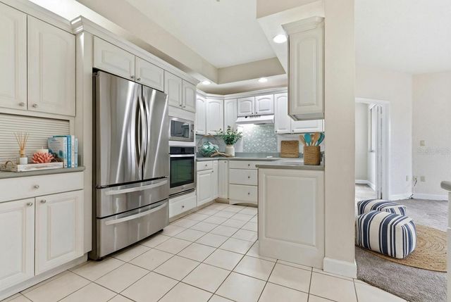 4750 DOLPHIN CAY LANE S 408, St Petersburg, FL 33711