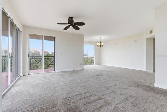 4750 DOLPHIN CAY LANE S 408, St Petersburg, FL 33711