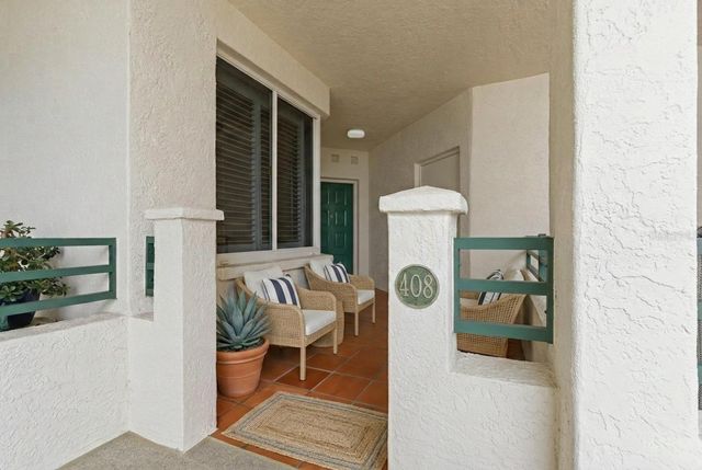 4750 DOLPHIN CAY LANE S 408, St Petersburg, FL 33711