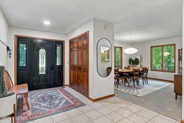12890 Woodhaven Drive, Grand Haven, MI 49417