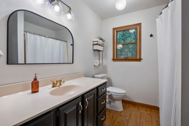12890 Woodhaven Drive, Grand Haven, MI 49417