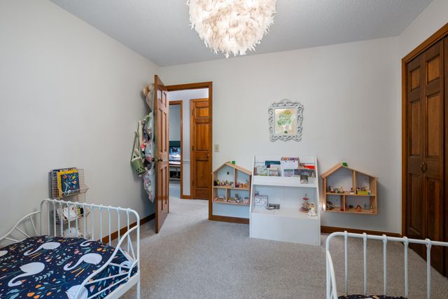 12890 Woodhaven Drive, Grand Haven, MI 49417