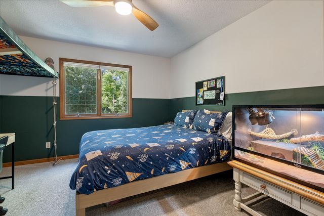12890 Woodhaven Drive, Grand Haven, MI 49417