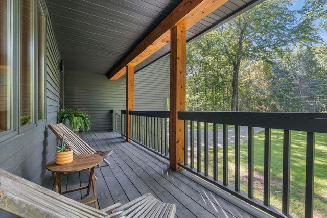 12890 Woodhaven Drive, Grand Haven, MI 49417