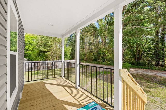 156 Wilson Ln, Conway, SC 29526