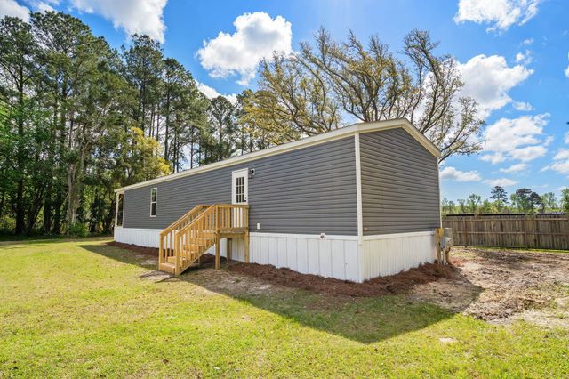 156 Wilson Ln, Conway, SC 29526