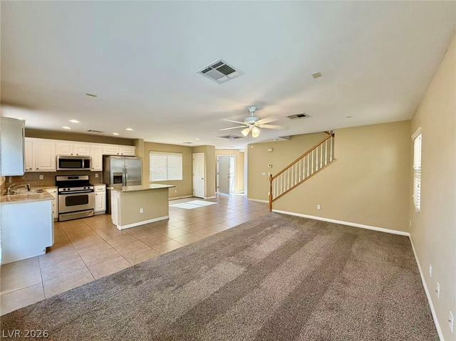 9539 Grandview Spring Avenue, Las Vegas, NV 89166
