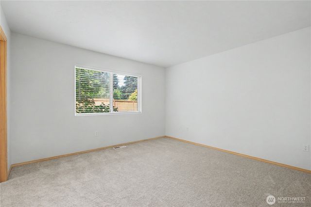 6604 Riviera Court SE, Lacey, WA 98513