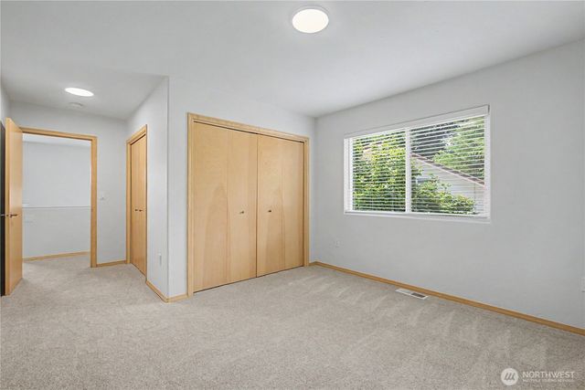 6604 Riviera Court SE, Lacey, WA 98513