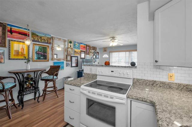 4325 58TH WAY N 1423, Kenneth City, FL 33709